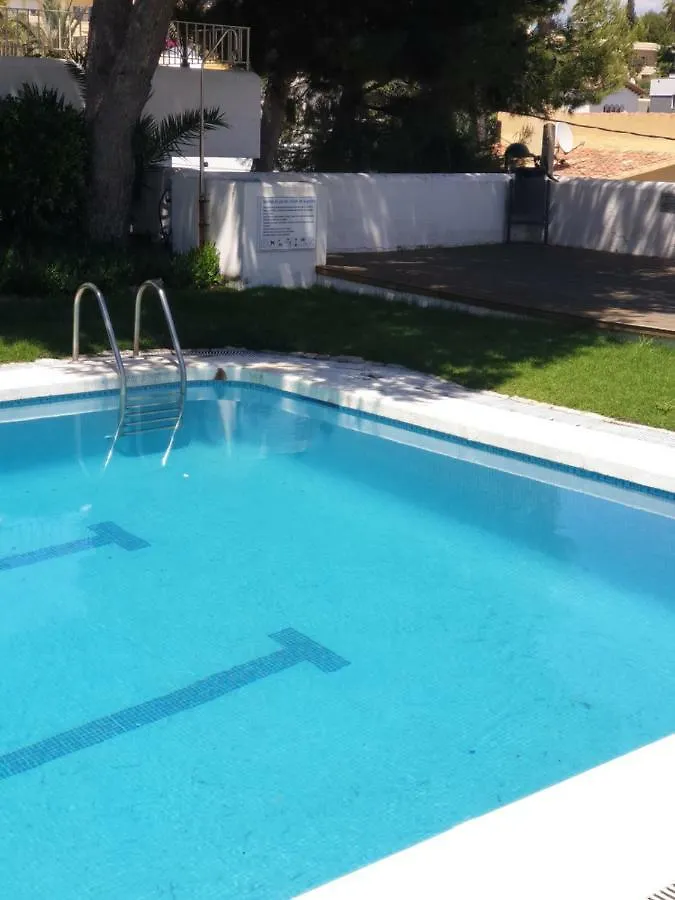 Casa Mimi Bed and Breakfast Sitges 3*,  España